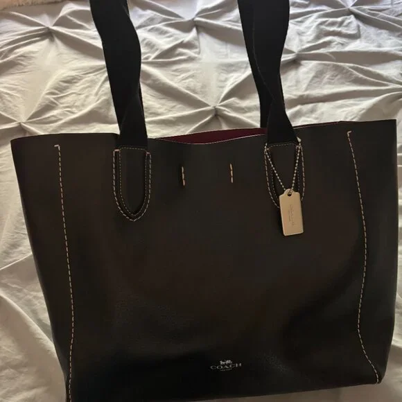 Coach Derby Tote - Picture 8 of 9